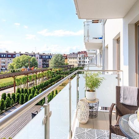 Apartament "Anna" - Kwartal Rozy Wiatrow, 15 Min Spacerem Od Plazy シフィノウイシチェ エクステリア 写真